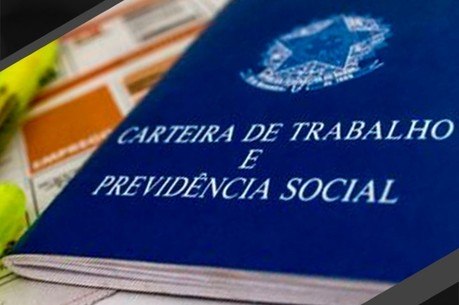 Read more about the article Desemprego cai, mas ainda atinge 11,6 milhões de pessoas, diz IBGE