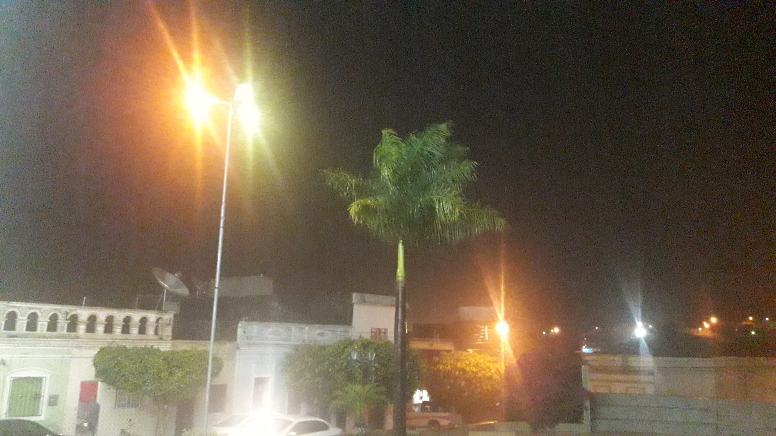 You are currently viewing Noite de muita chuva em SJE