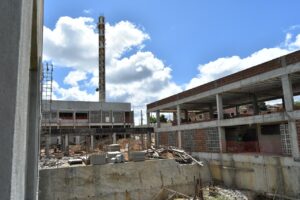 Read more about the article Construção da Escola Romero Dantas chega ao 70%