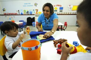 Read more about the article Mais de 5 milhões de crianças de 0 a 3 anos precisam de creche no Brasil, aponta levantamento