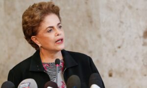 Read more about the article FHC, Lula e Maia declaram solidariedade a Dilma, após Bolsonaro questionar tortura na ditadura