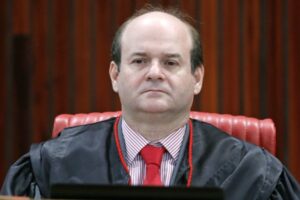 Read more about the article Ministro que já livrou prefeito de Tuparetama da cassação em 2017 deverá julgar seu recurso no TSE