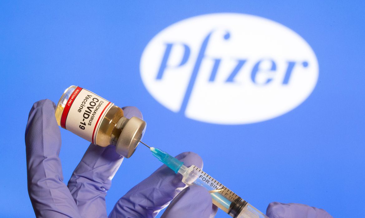 You are currently viewing Pfizer rejeita exigências do governo para vender vacinas de Covid-19 ao Brasil