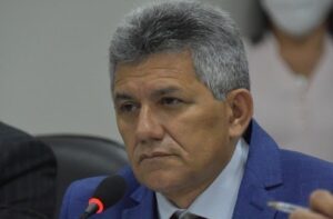 Read more about the article Áudio do presidente da Câmara de Vereadores de SJE criticando vereadores de oposição circula em redes sociais