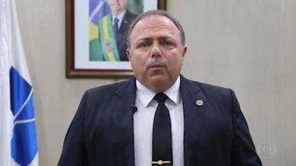 You are currently viewing Pazuello diz que segue ministro da Saúde e que Bolsonaro não pediu que entregue o cargo