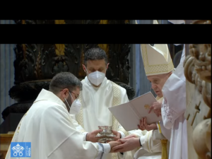 Read more about the article Pajeuzeiro foi ordenado Padre neste domingo (25), pelo Papa Francisco no Vaticano