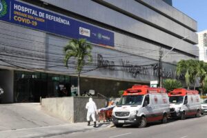 Read more about the article Com 364 pessoas à espera de vaga em leitos de UTI, Pernambuco bate recorde do número de pacientes em fila
