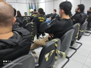 Read more about the article Polícia realiza operação “NARCOS” em Afogados da ingazeira com cumprimento de 9 mandatos de prisão