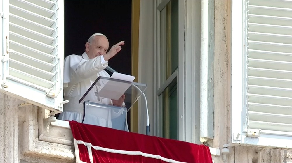 You are currently viewing Papa Francisco passa bem depois de cirurgia programada em Roma