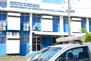 Read more about the article Polícia age rápido e prende suspeitos de roubar e matar jovem Itapetinense em Recife