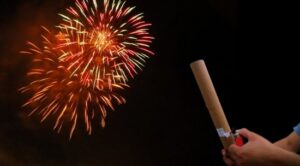 SJE começa campanha educativa para população evitar soltar fogos de artifício