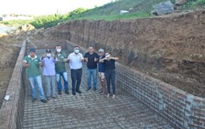 Read more about the article Prefeitura de Itapetim constrói muro de contenção no sangradouro do açude de São Vicente