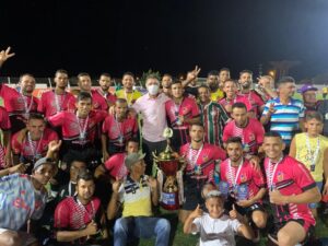 Read more about the article Na decisão da Copa Pajeú de Futebol, América de Santa Terezinha sagrou-se campeão