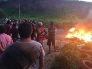 Read more about the article Moradores fazem protesto e Polícia entra no sétimo dia de buscas pelo suspeito de matar duas mulheres em cidade Pernambucana