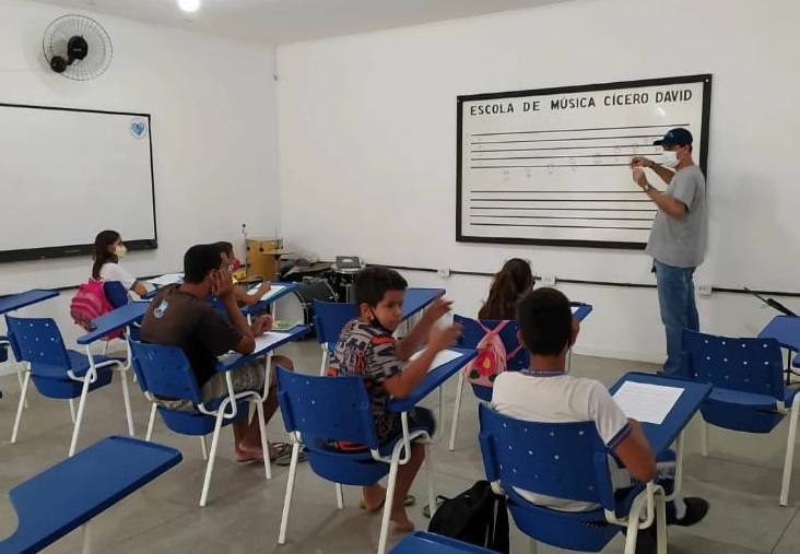 Read more about the article Matriculas para aulas na Escola de Música Cicero David continuam abertas em SJE
