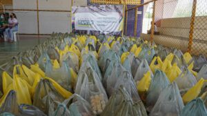 Read more about the article Prefeitura de Itapetim distribuiu cestas básicas para mais de 800 famílias carentes na semana santa