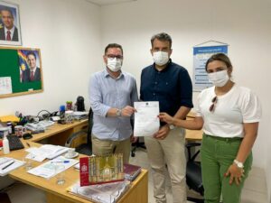 Read more about the article Paulo Jucá e Jordânia Siqueira cobram distribuição de soro para picada de cobras nos Hospitais da X GERES