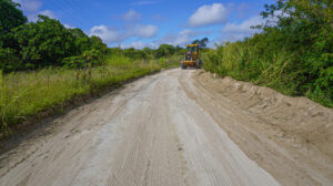 Read more about the article Estradas rurais de Itapetim começaram a ser recuperadas pela Prefeitura