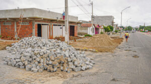 Read more about the article Prefeitura de Itapetim realiza obras de pavimentação no conjunto habitacional Miguel Arraes de Alencar