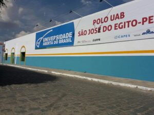 Read more about the article Polo UAB de São José do Egito tem inscrições abertas para curso de especialização em ensino da língua portuguesa e suas literaturas