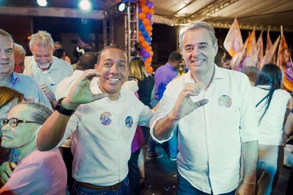 Read more about the article Danilo ironiza Marília: “todos os prefeitos do Solidariedade estão comigo”