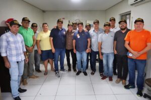 Read more about the article Tadeu Alencar se reuniu com vereadores de São José do Egito e reforça parceria
