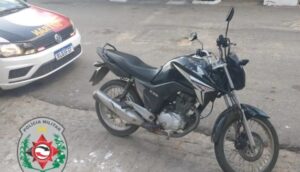 Read more about the article Polícia recupera em Patos-PB moto roubada em São José do Egito-PB