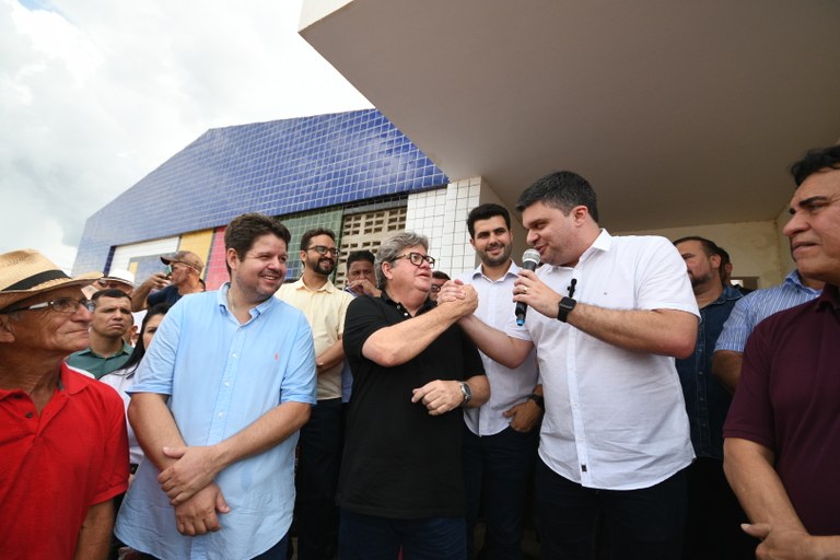 Read more about the article Governador da Paraíba faz campanha em Ouro Velho neste sábado (27)
