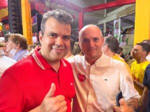 Read more about the article Paulo Jucá ganhou apoio do líder da oposição de Araripina