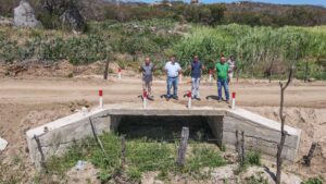 Read more about the article Prefeitura de Itapetim entrega passagens molhadas na zona rural