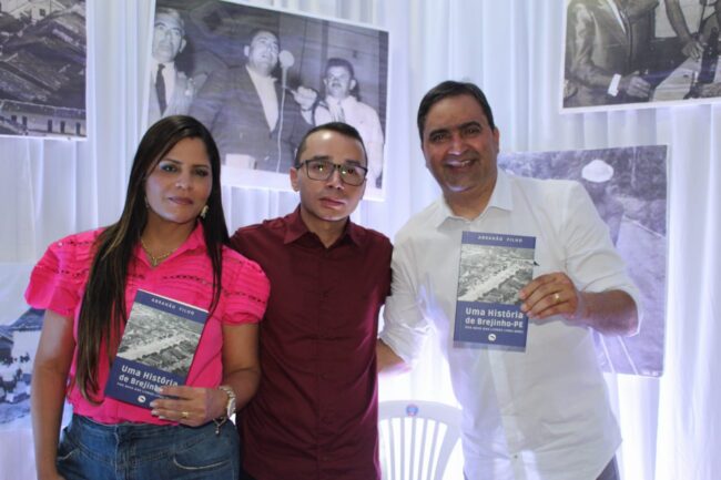 Read more about the article Livro “Uma história de Brejinho-PE” foi lançado no último sábado (17)