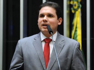 Read more about the article Hugo Mota foi o deputado federal mais votado da Paraíba
