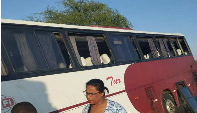 You are currently viewing Acidente envolvendo ônibus com romeiros deixa pelo menos dois mortos na BR-316, em Floresta-PE