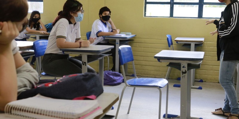 You are currently viewing Pernambuco oferece mais de 62 mil vagas para alunos novatos na rede estadual