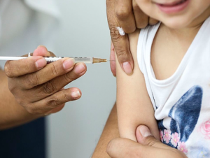 Read more about the article Pernambuco libera vacinação contra Covid para bebês de 6 a 11 meses sem comorbidades