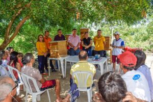 Read more about the article Prefeitura entregou caixas apícolas a Associação dos Apicultores de Itapetim