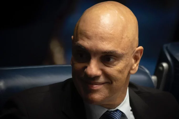 You are currently viewing Alexandre Moraes supera Lula, Biden e Macron no Twitter