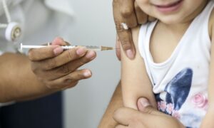Read more about the article Itapetim começa aplicar vacina de reforço para crianças entre 5 e 11 anos