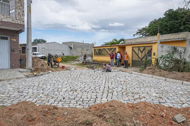 Read more about the article Ruas de Piedade do Ouro recebem pavimentação complementar
