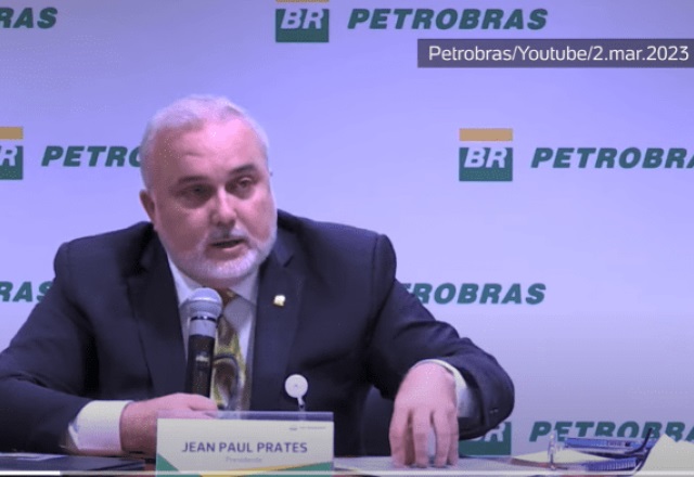 Read more about the article Presidente da Petrobras defende mudança na política de preço dos combustíveis