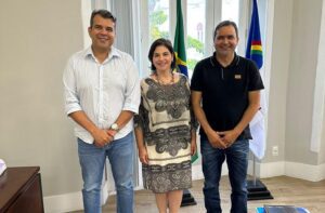 Read more about the article Paulo Jucá e Gilson Bento tiveram encontro com vice governadora