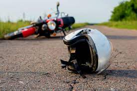 You are currently viewing Acidentes com motos na região tem chamado atenção; jovem de 19 anos morreu no sábado (24) em SJE