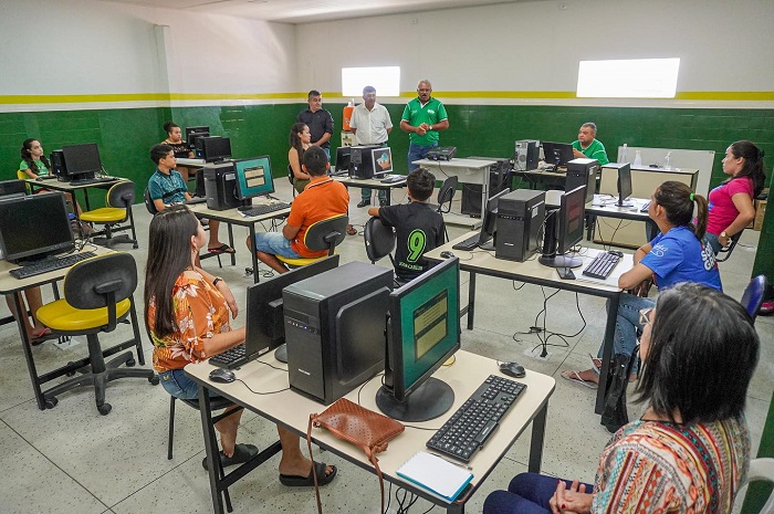 You are currently viewing Iniciadas novas turmas dos cursos de informática da casa das juventudes de Itapetim