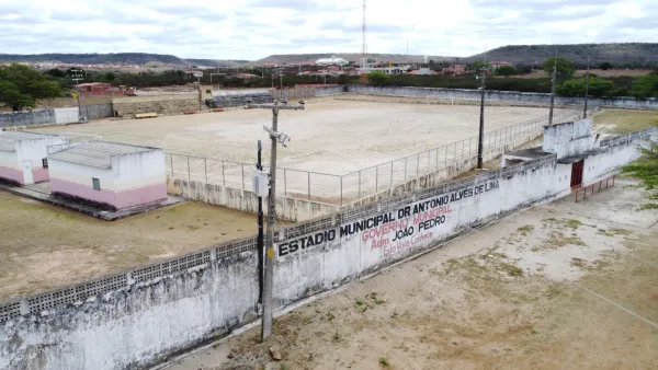 You are currently viewing Estádio Municipal ganhará reforma, em Brejinho