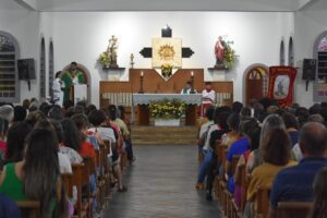 Read more about the article Fies lotam igreja na primeira noite da Festa de São Judas Tadeu