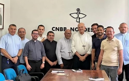 Read more about the article Dom Limacêdo se reuniu com colégio de consultores da Igreja do Pajeú