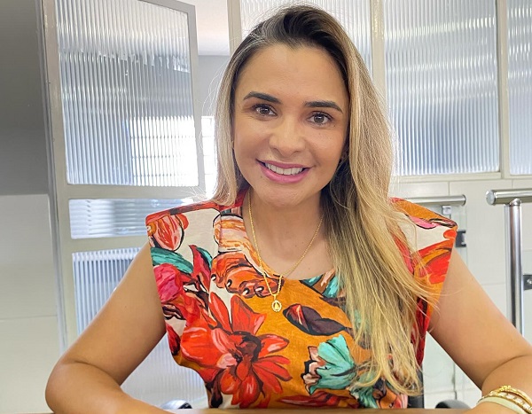 You are currently viewing Vereadora Jordânia Siqueira surpreende e se lança pré-candidata a prefeitura de Itapetim