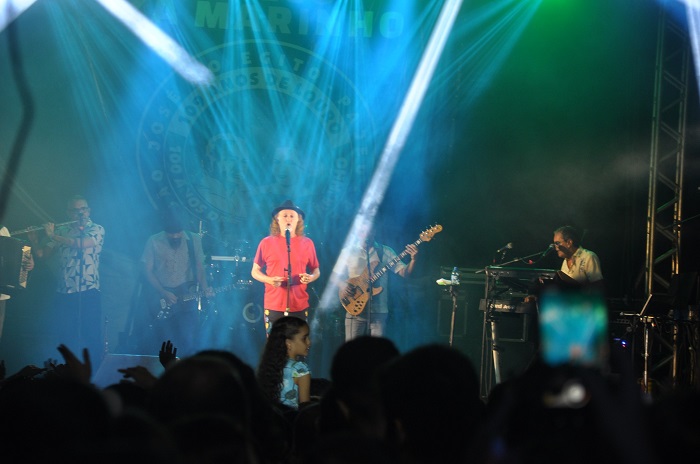 Read more about the article Alceu Valença cantou e encantou na Festa do Louro, em São José do Egito