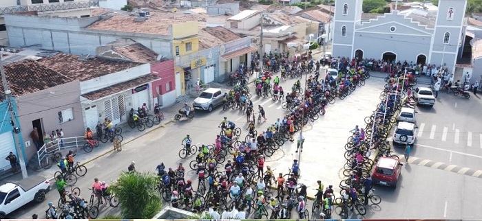You are currently viewing Prefeitura de Brejinho realizou 3ª edição do pedal da emancipação, com recorde de participações