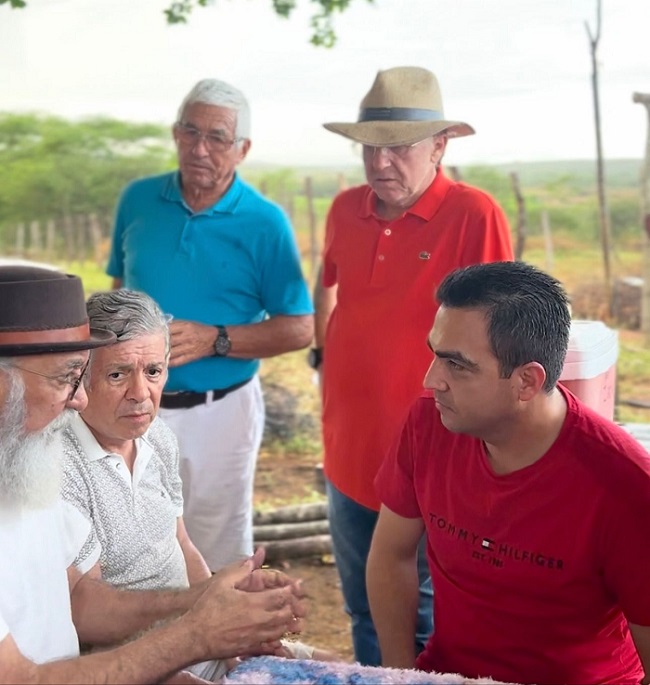 Read more about the article Dr. Paulo Menezes e Dr. Ednaldo Leite anunciam apoio a pré-candidatura de Dr. George Dudú